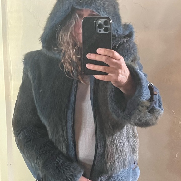 Gorgeous blue sheared (and un sheared) Beaver jacket - Picture 7 of 8